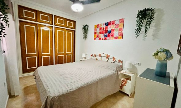 Resale - Apartament / Duplex - Torrevieja