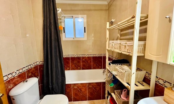 Resale - Apartament / Duplex - Torrevieja