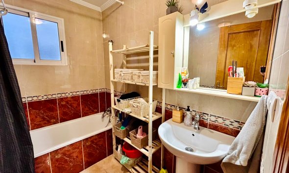 Resale - Apartament / Duplex - Torrevieja