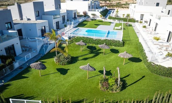 New Build - Townhouse / Terraced House - Baños y Mendigo