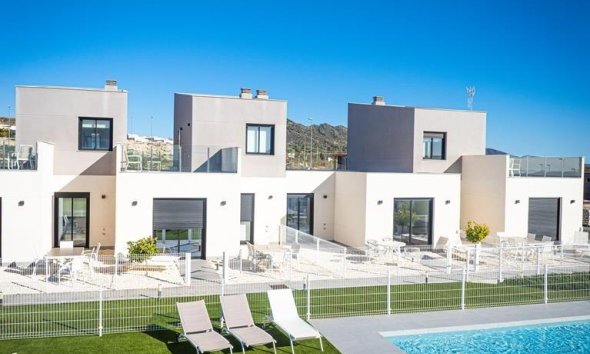 New Build - Townhouse / Terraced House - Baños y Mendigo