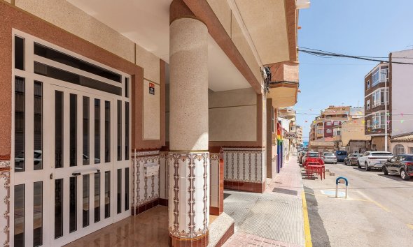 Resale - Apartament / Duplex - La Mata - Playa