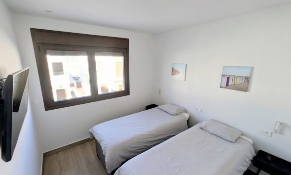 Resale - Apartament / Duplex - Torrevieja - Los Balcones