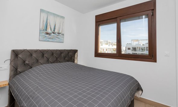 Resale - Apartament / Duplex - Torrevieja - Los Balcones