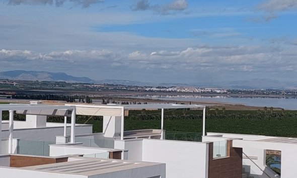 Resale - Apartament / Duplex - Torrevieja - Los Balcones