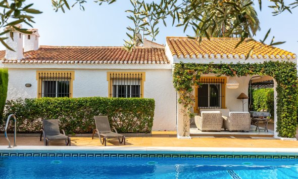 Reventa - Villa / Casa - Torrevieja - Playa de los Locos