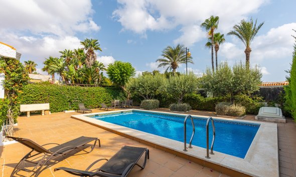 Reventa - Villa / Casa - Torrevieja - Playa de los Locos