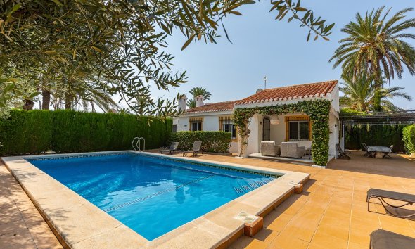 Reventa - Villa / Casa - Torrevieja - Playa de los Locos