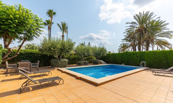 Reventa - Villa / Casa - Torrevieja - Playa de los Locos