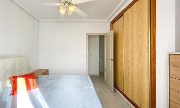 Resale - Townhouse / Terraced House - Torrevieja - Nueva Torrevieja