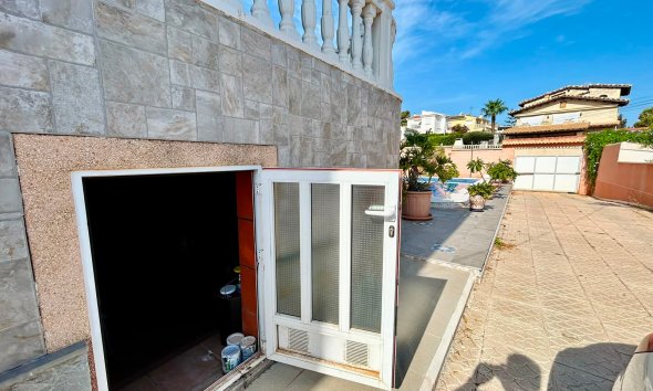 Resale - Villa / House - Orihuela - Los Balcones