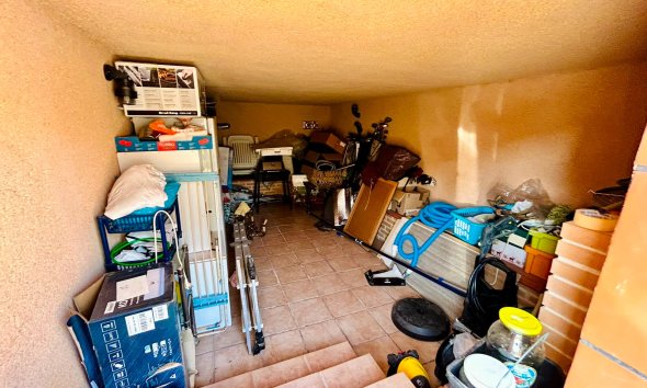 Resale - Villa / House - Orihuela - Los Balcones