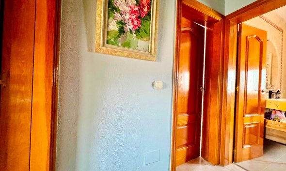 Resale - Villa / House - Orihuela - Los Balcones