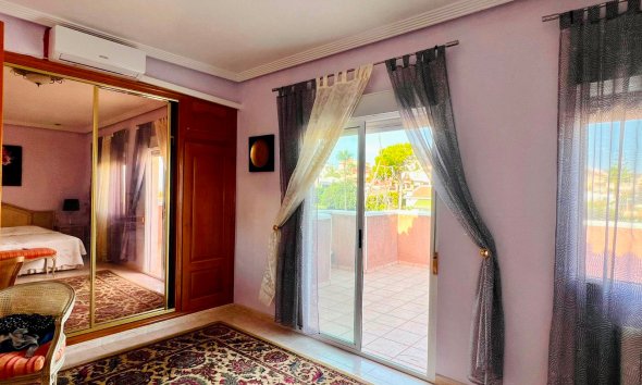 Resale - Villa / House - Orihuela - Los Balcones