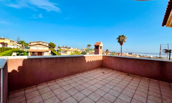 Resale - Villa / House - Orihuela - Los Balcones