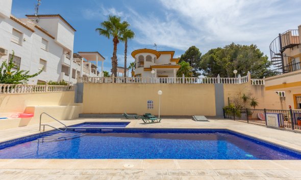 Resale - Apartament / Duplex - Orihuela - Villamartín