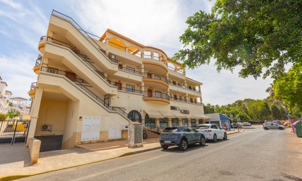 Resale - Apartament / Duplex - Orihuela - Villamartín