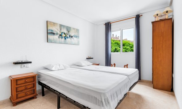 Resale - Apartament / Duplex - Orihuela Costa - Playa Flamenca