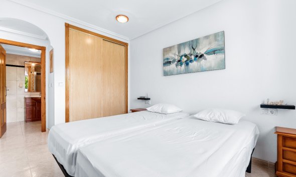 Resale - Apartament / Duplex - Orihuela Costa - Playa Flamenca