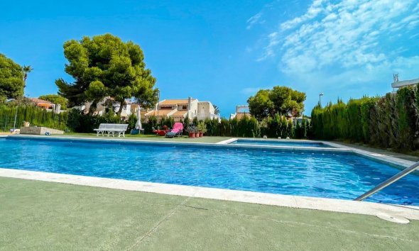 Resale - Apartament / Duplex - Orihuela Costa - Cabo Roig