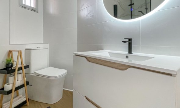 Resale - Apartament / Duplex - Orihuela Costa - Cabo Roig