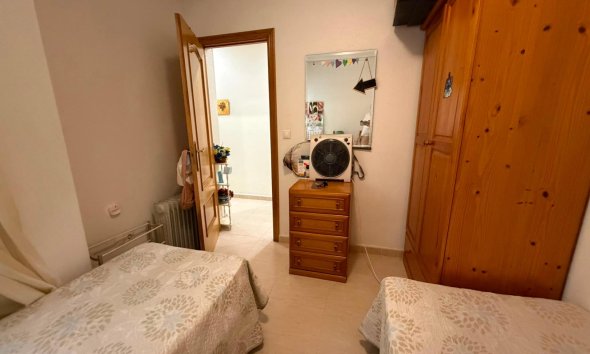 Resale - Apartament / Duplex - Torrevieja - Estacion de autobuses