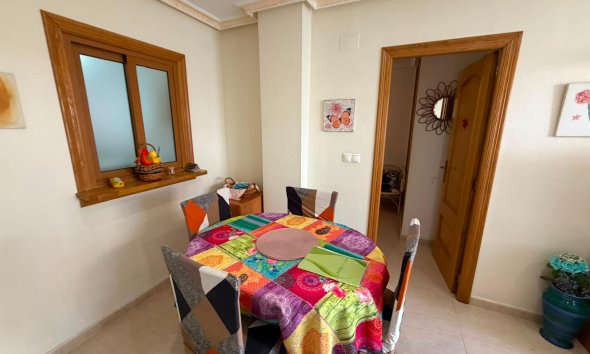 Resale - Apartament / Duplex - Torrevieja - Estacion de autobuses