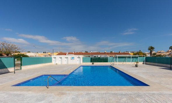 Resale - Bungalow - Torrevieja - Torretas
