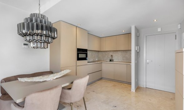 Resale - Apartament / Duplex - Torrevieja - Punta Prima