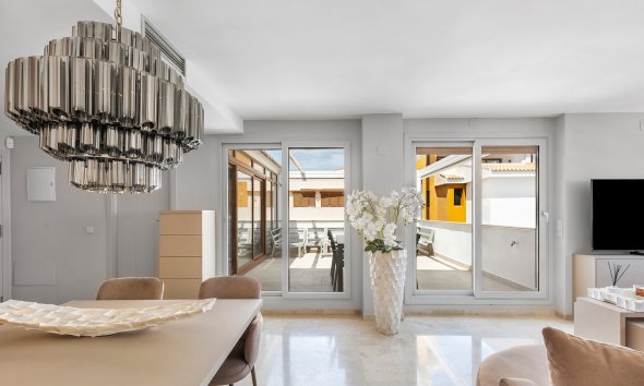 Resale - Apartament / Duplex - Torrevieja - Punta Prima