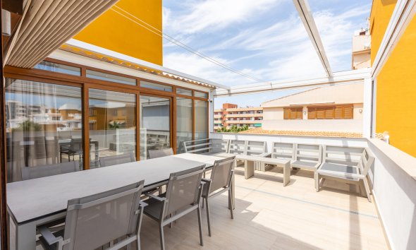 Resale - Apartament / Duplex - Torrevieja - Punta Prima