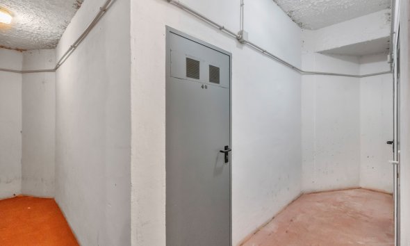 Resale - Apartament / Duplex - Torrevieja - Punta Prima