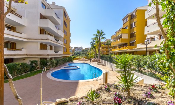 Resale - Apartament / Duplex - Torrevieja - Punta Prima