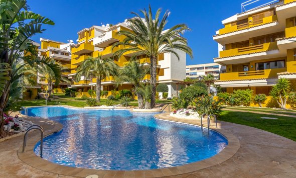 Resale - Apartament / Duplex - Torrevieja - Punta Prima