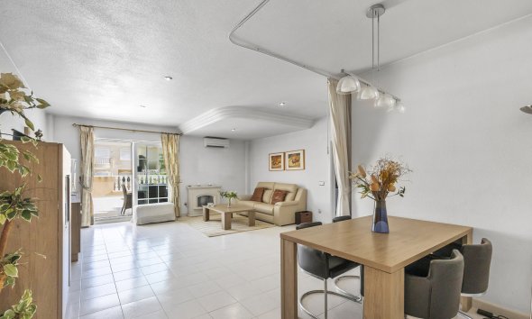 Rynek Wtórny - Apartament / Duplex - Guardamar del Segura