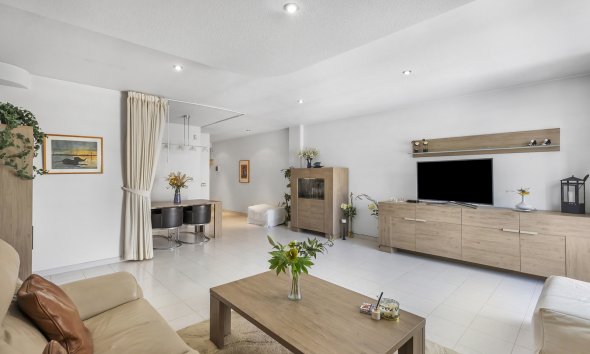 Rynek Wtórny - Apartament / Duplex - Guardamar del Segura