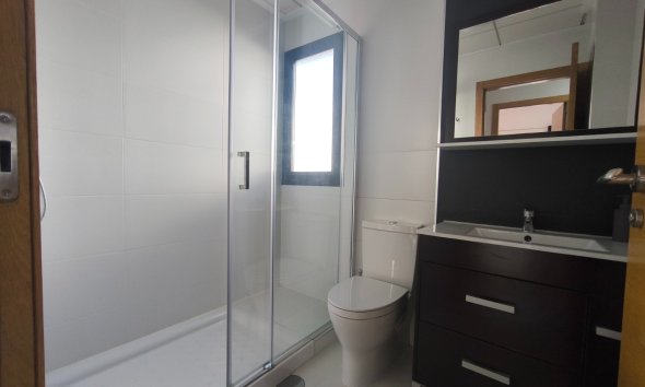 Resale - Villa / House - Polop - Alberca