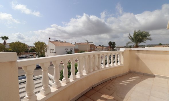 Resale - Townhouse / Terraced House - Benijofar - Monte Azul