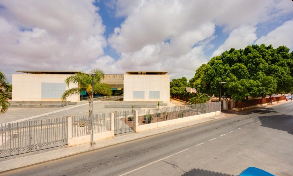 Resale - Bungalow - Torrevieja - Playa del Acequión