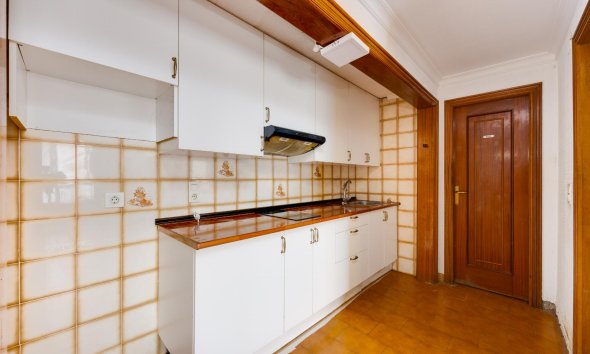 Resale - Apartament / Duplex - Torrevieja - Playa del Acequión