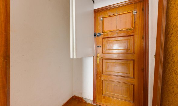 Resale - Apartament / Duplex - Torrevieja - Playa del Acequión