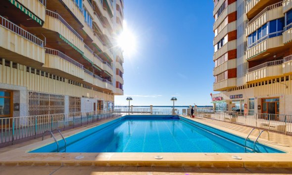 Resale - Apartament / Duplex - Torrevieja - Playa del Acequión