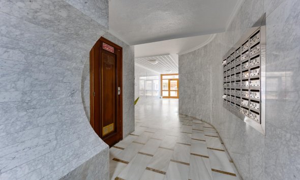 Resale - Apartament / Duplex - Torrevieja - Playa del Acequión