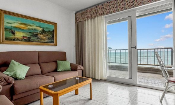 Resale - Apartament / Duplex - Torrevieja - Playa de los Locos
