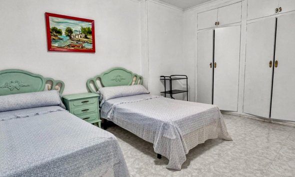 Resale - Apartament / Duplex - Torrevieja - Playa de los Locos