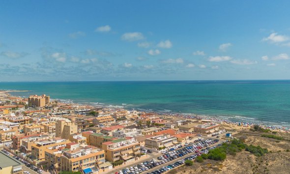 Resale - Apartament / Duplex - La Mata - Playa