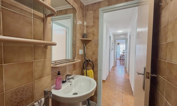 Resale - Apartament / Duplex - Torrevieja - Habaneras