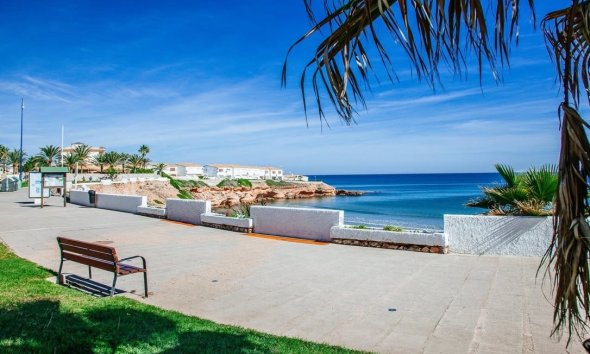 Resale - Apartament / Duplex - Orihuela Costa - Villamartín