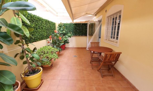 Reventa - Apartamento / Dúplex - Orihuela Costa - Campoamor