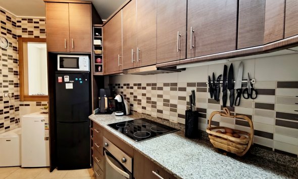 Resale - Apartament / Duplex - Torrevieja